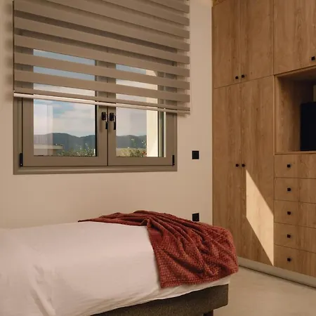 Asimina, A Sensory Escape With Heated Pool By Mindyourvilla Áyios Kírikos