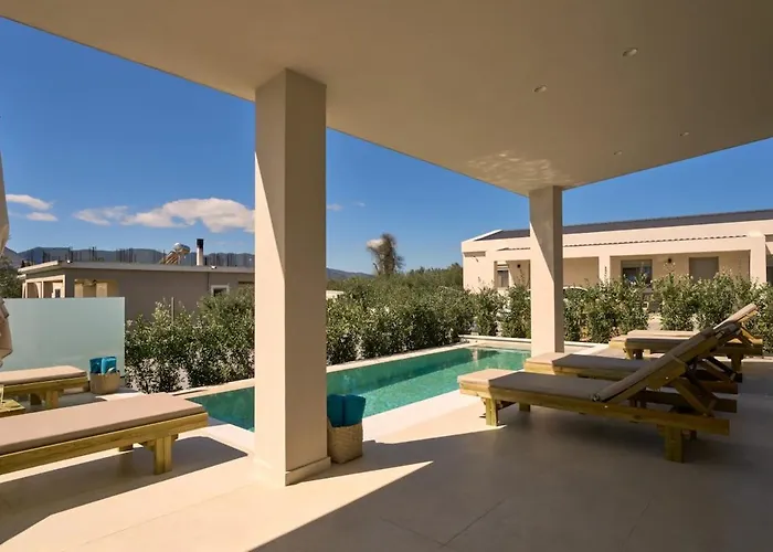 Asimina, A Sensory Escape With Heated Pool By Mindyourvilla *