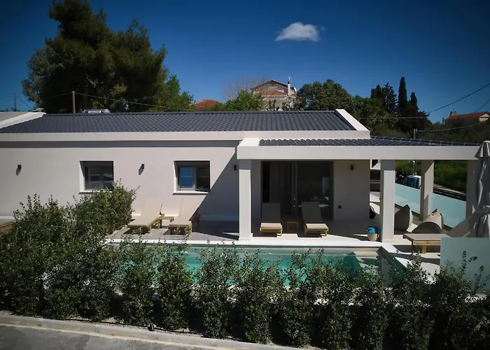 Asimina, A Sensory Escape With Heated Pool By Mindyourvilla Vila