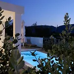 Asimina, A Sensory Escape With Heated Pool By Mindyourvilla Áyios Kírikos