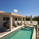 Asimina, A Sensory Escape With Heated Pool By Mindyourvilla