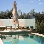 Asimina, A Sensory Escape With Heated Pool By Mindyourvilla Vilă Áyios Kírikos