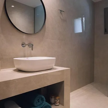 Вилла Asimina, A Sensory Escape With Heated Pool By Mindyourvilla
